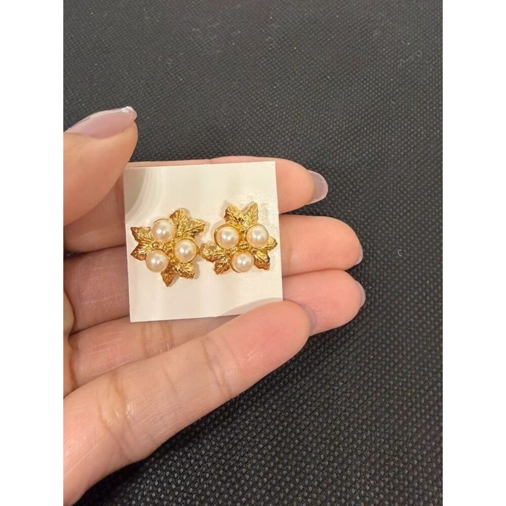 Vintage Pearlesque Cluster Leaf Earrings